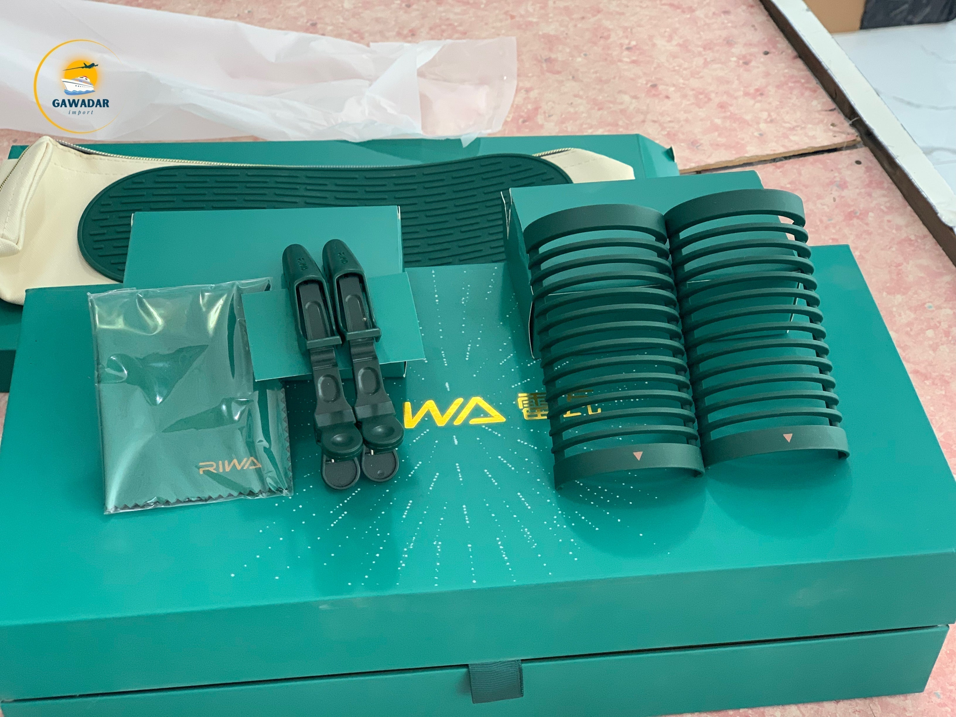 Hanif Traders's RIWA Hair Curler Beauty Product