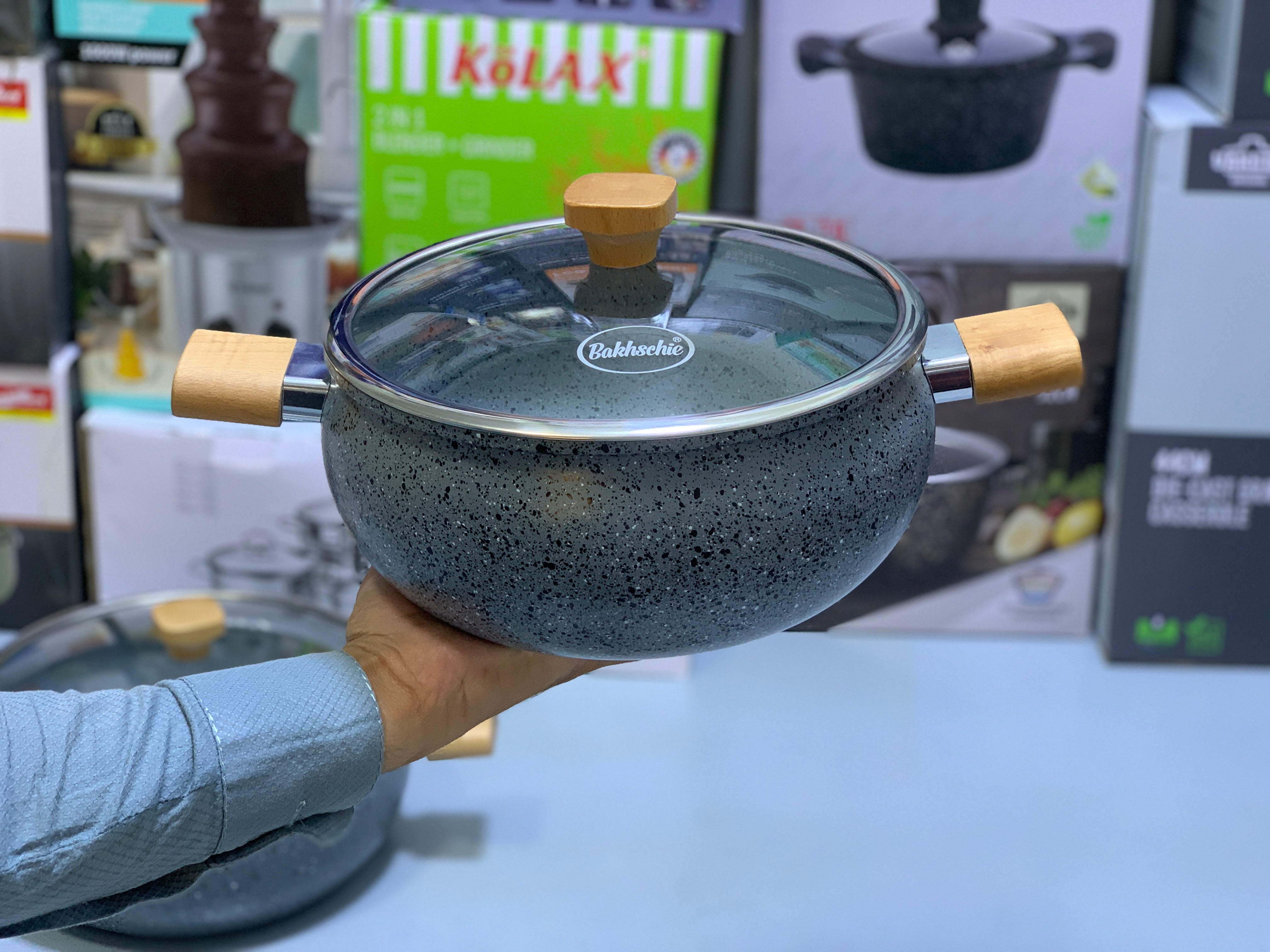 Mom’s First Choice Bakhschie 13 Pieces Cookware Set