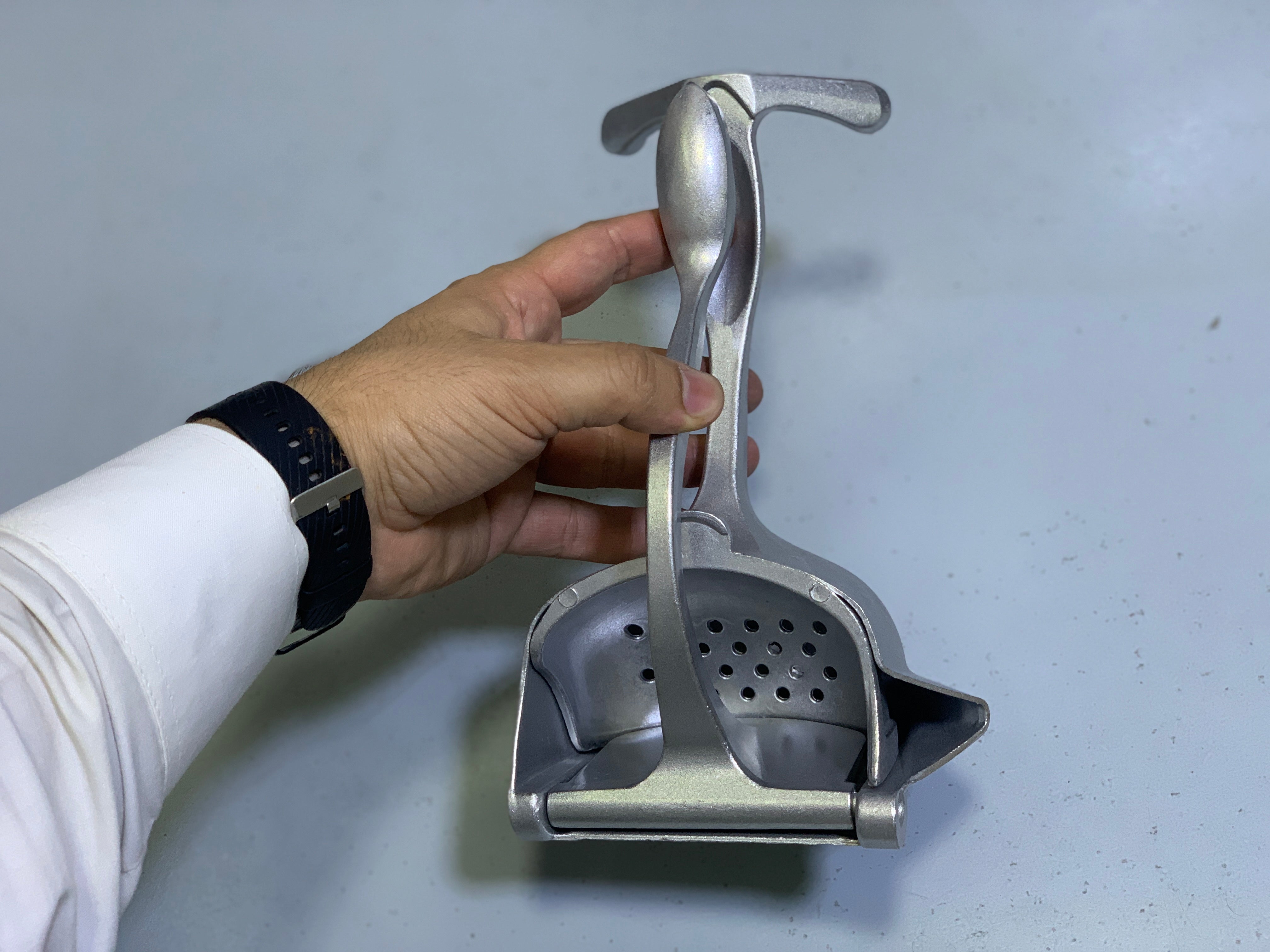 Imported Manual Kitchen Lemon 🍋 and Orange Squeezer