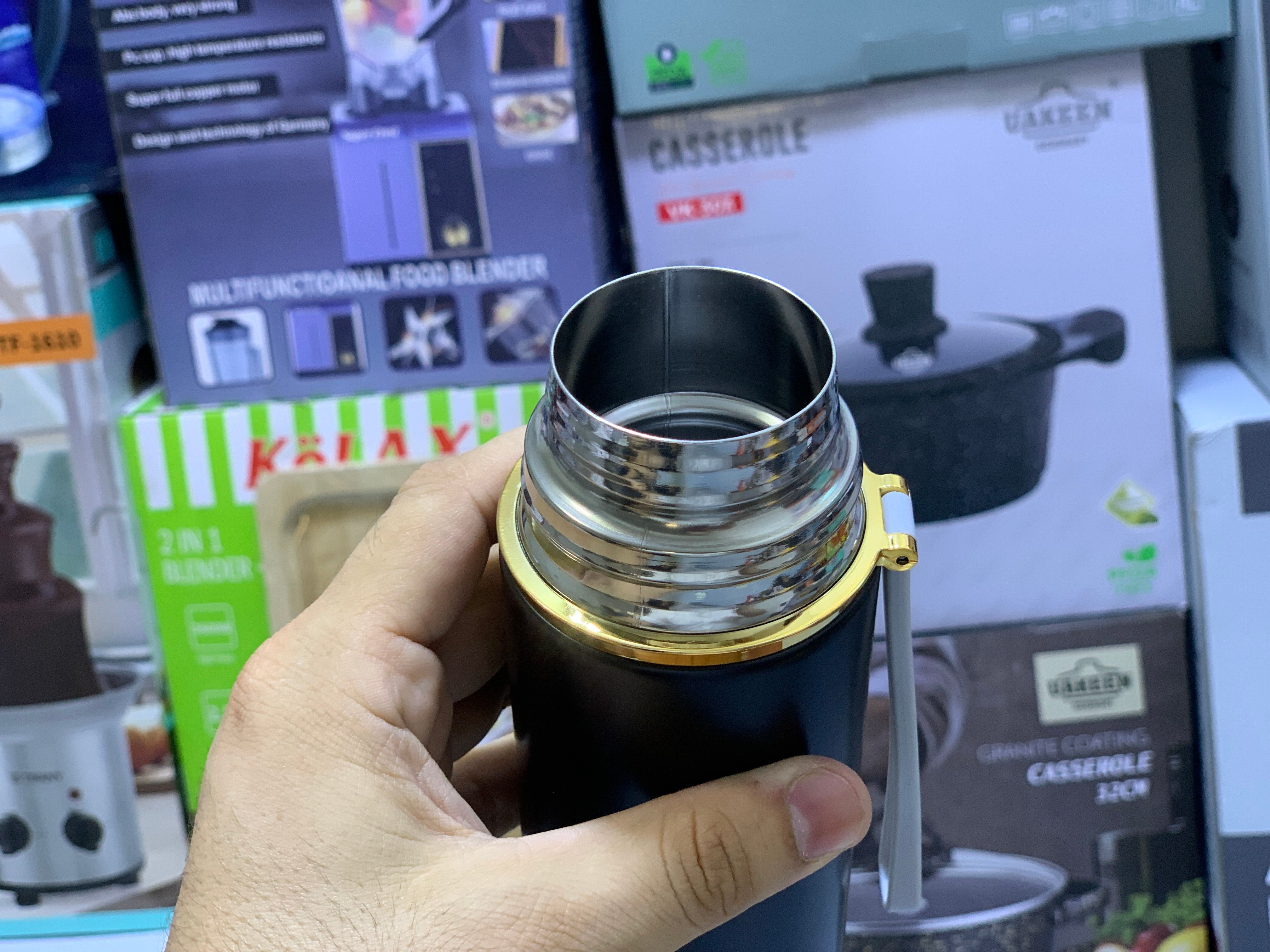 Hot and cool water bottle Elegant design