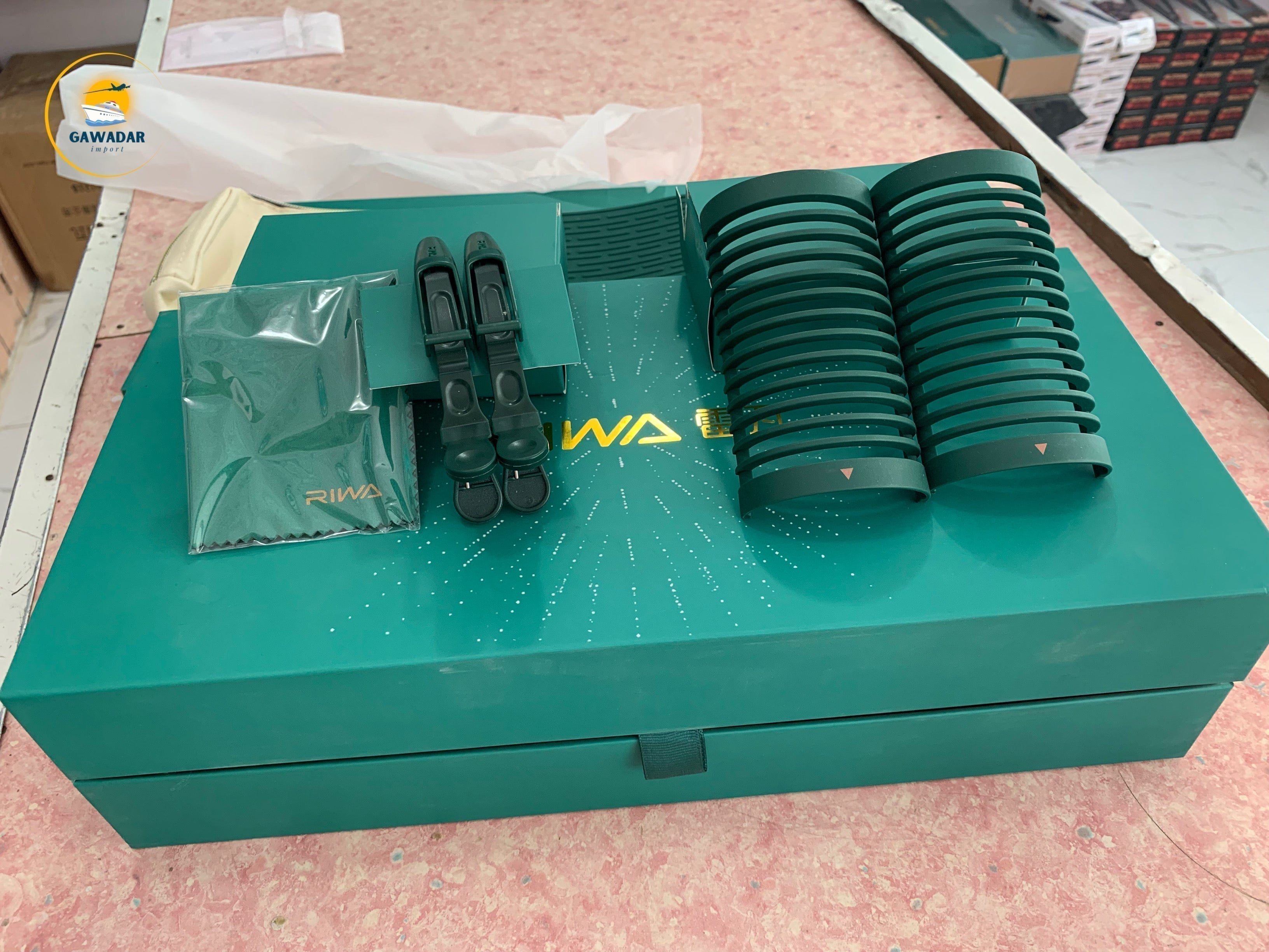 Hanif Traders's RIWA Hair Curler Beauty Product