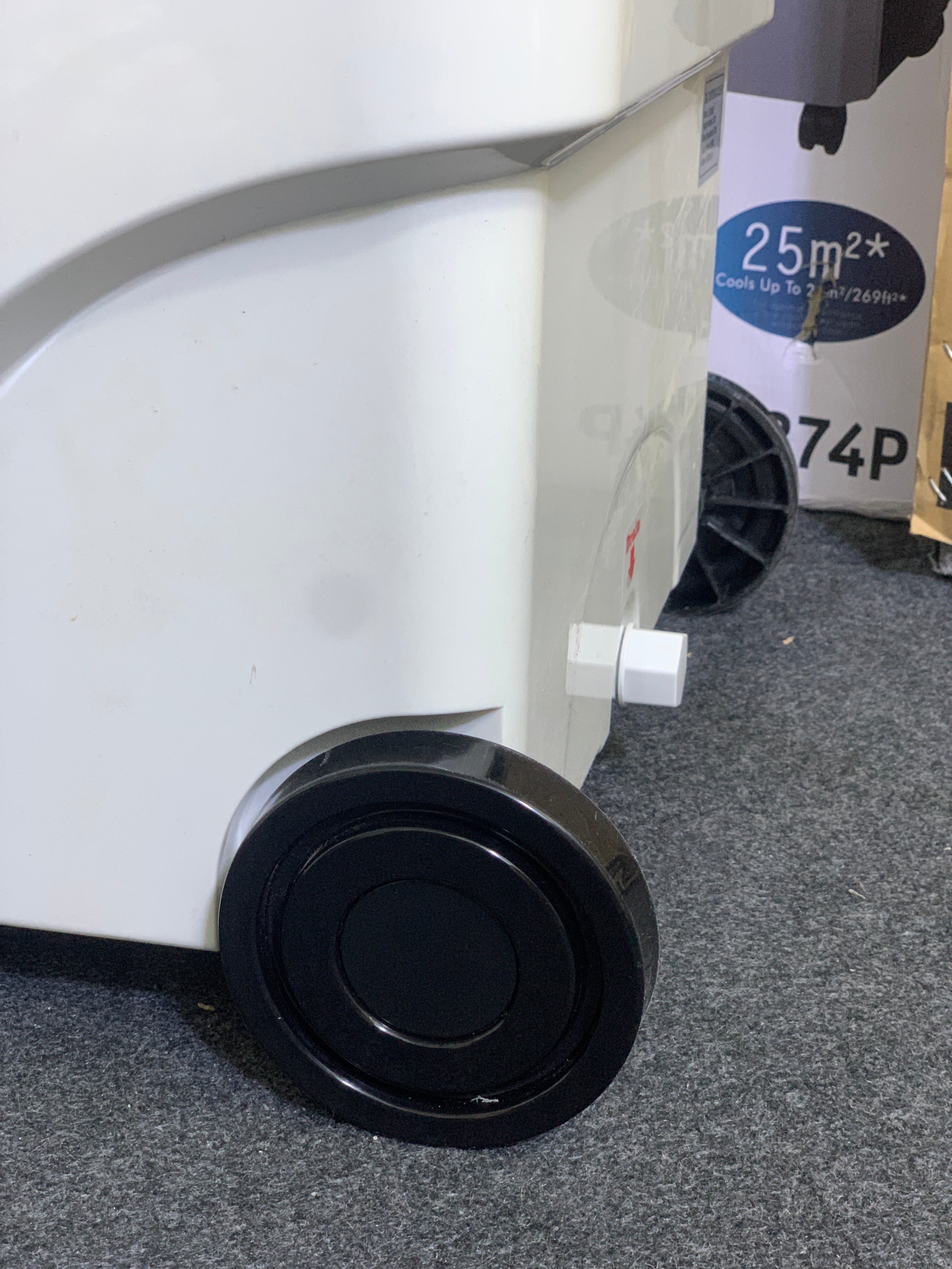 150W and 40L Tank Capacity