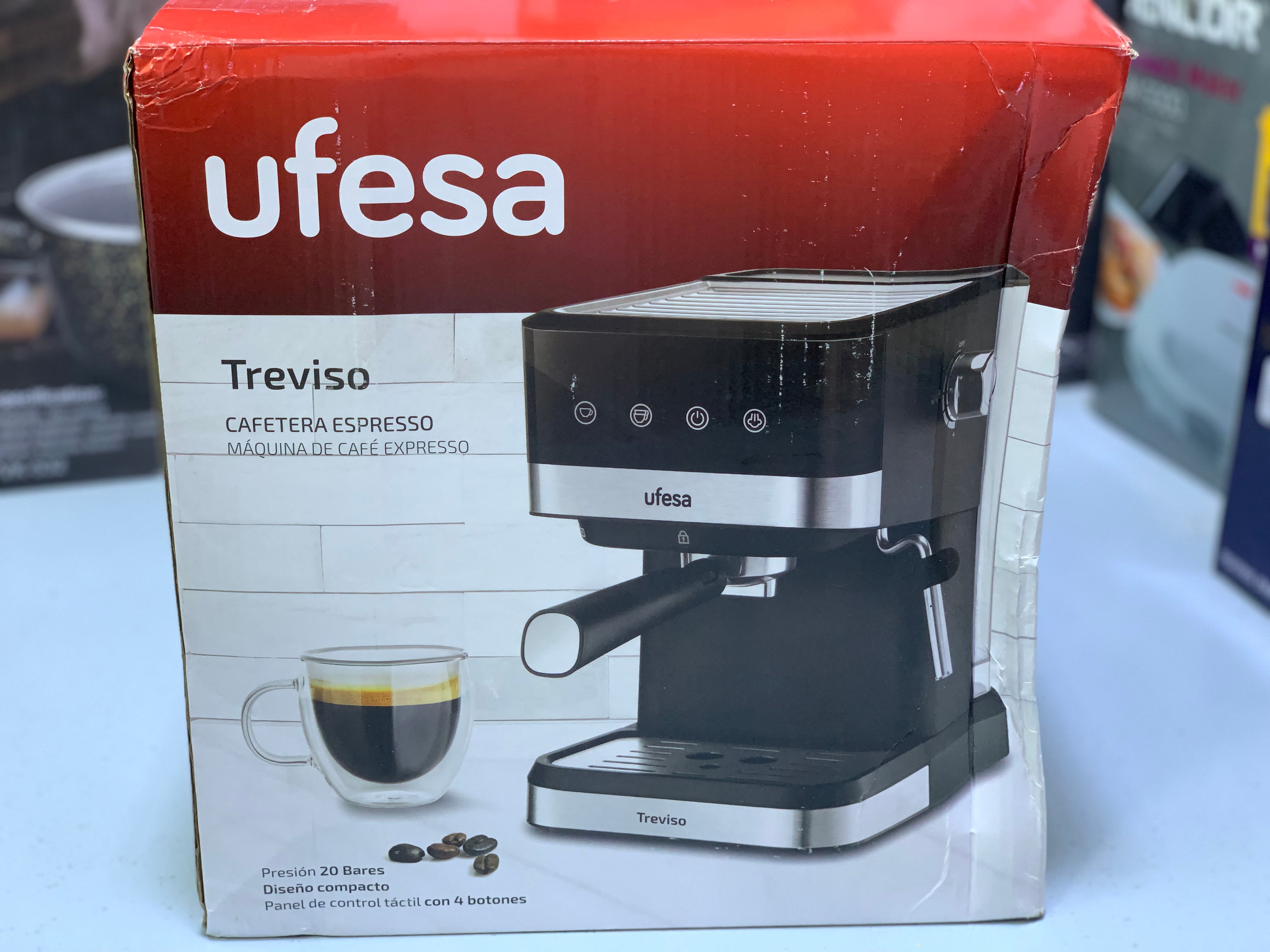 Ufesa Espresso Coffee Maker  20 Bar
