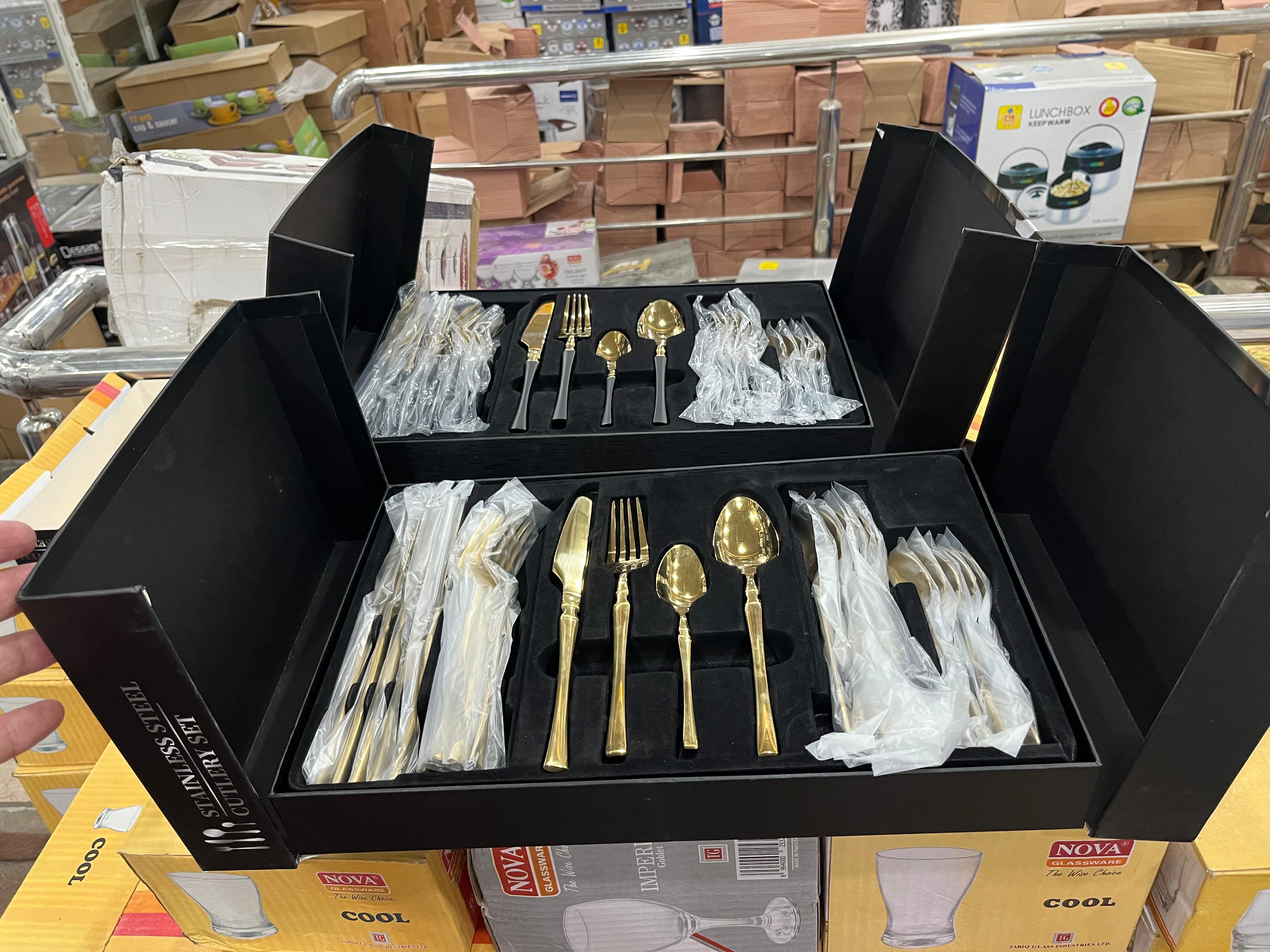 Hanif Traders™ High Quality Polished Cutlery Set Golden and Half Golden Stainless Steel