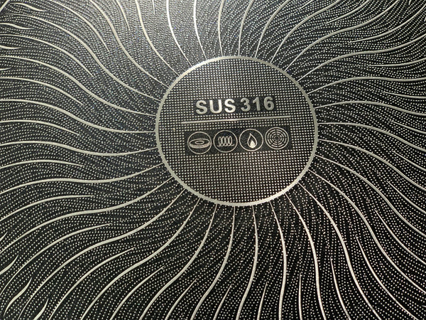 Laser Coating Tawa with Folding Wooden Handle 34cm