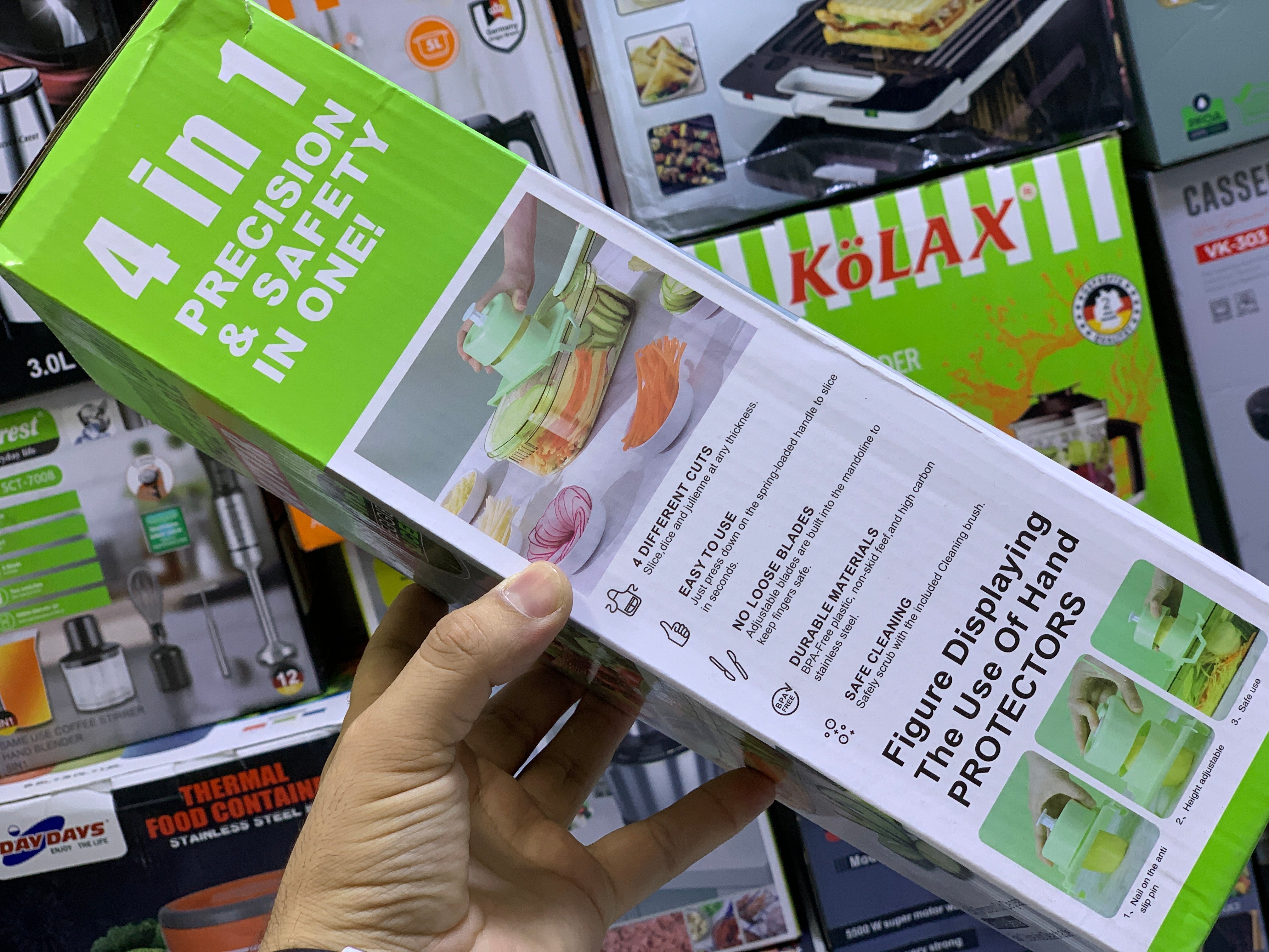 Multifunctional Vegetable Cutter 4 in 1