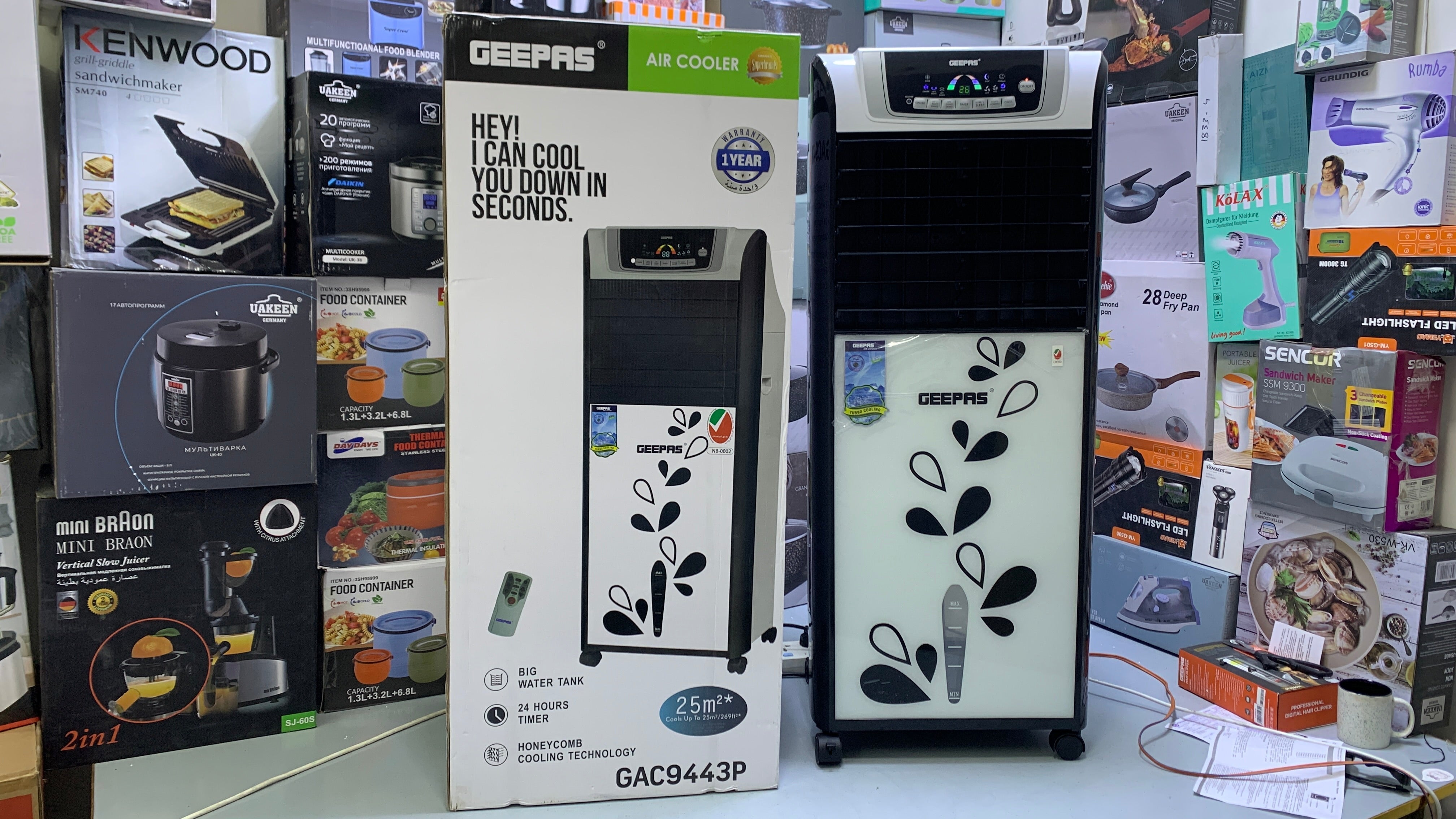 Geepas air cooler BIG Water Tank HoneyComb Pattern cooling technology 150w