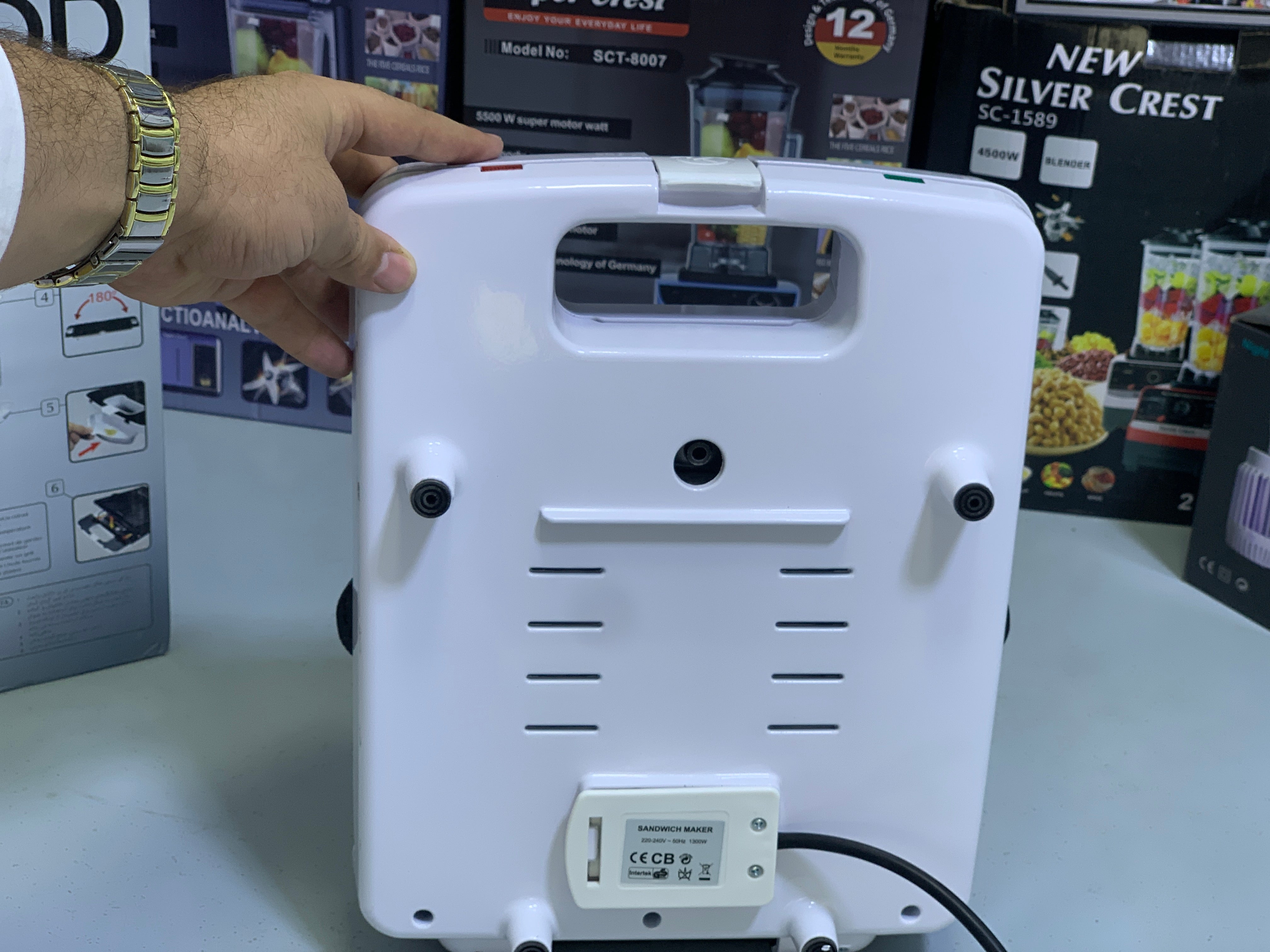 Designed by Kenwood in UK 🇬🇧