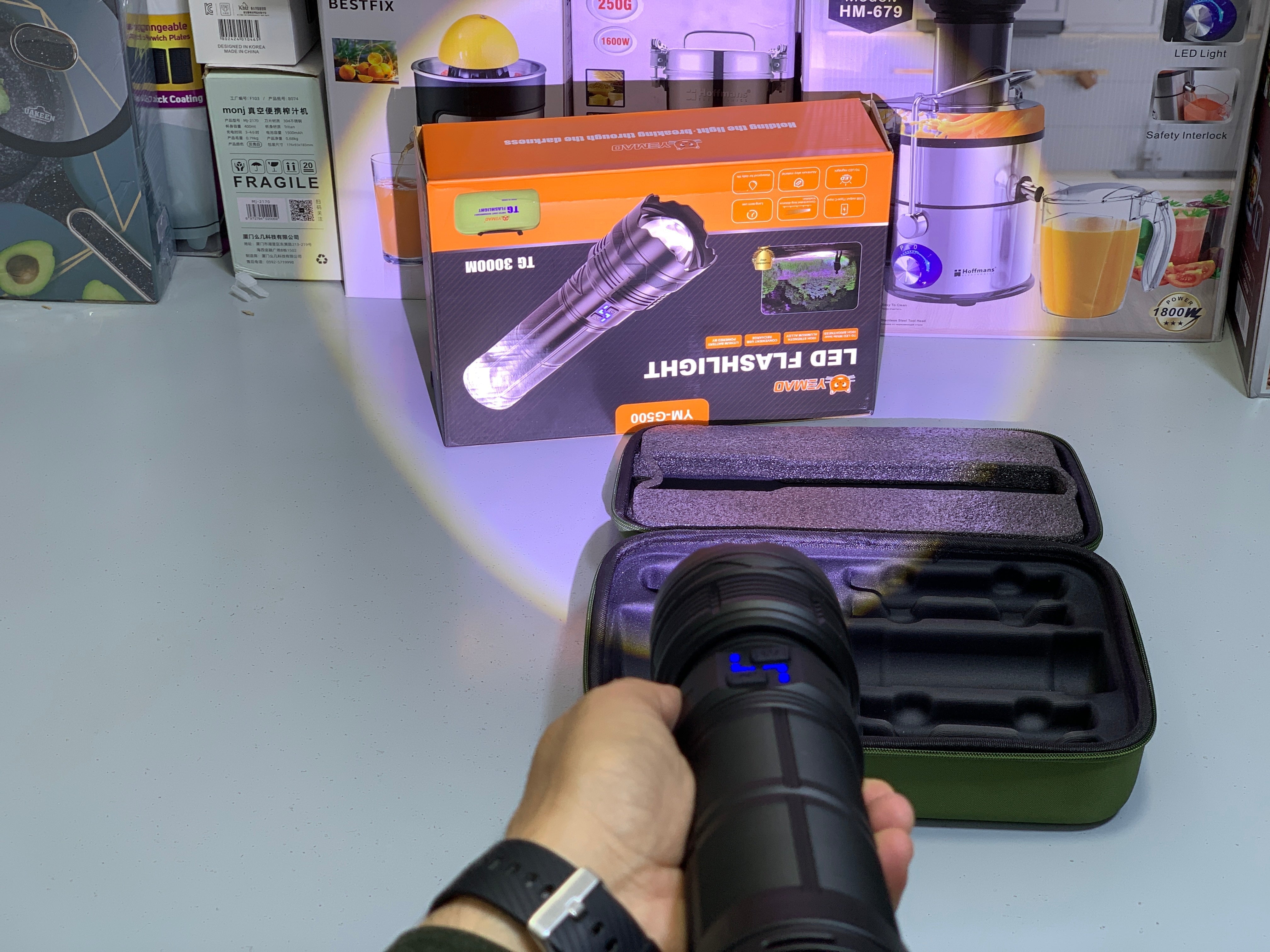 Portable Torch Long Range Model: YM-G500