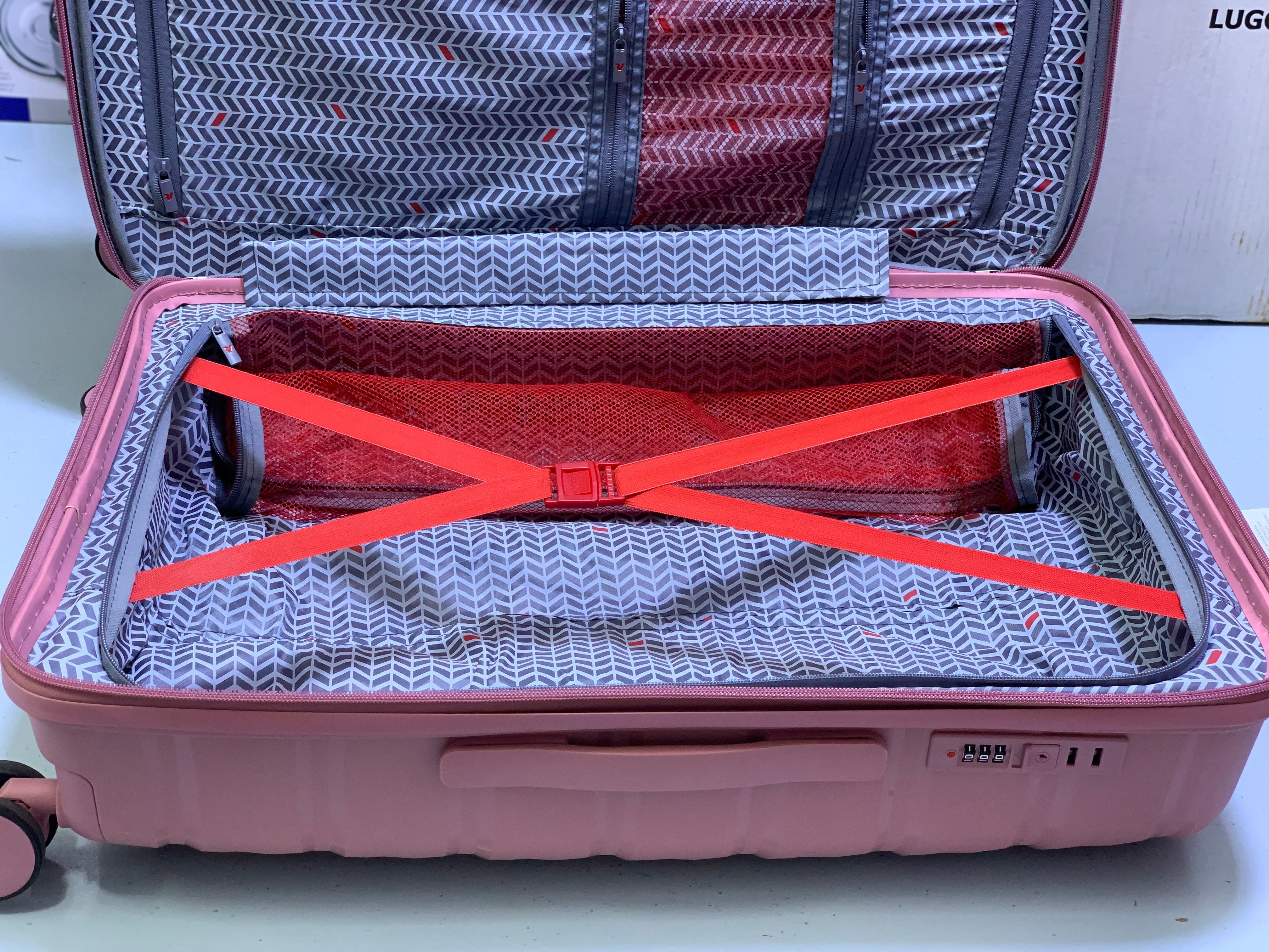 Italian Roncato 3 Pieces Suitcase Set