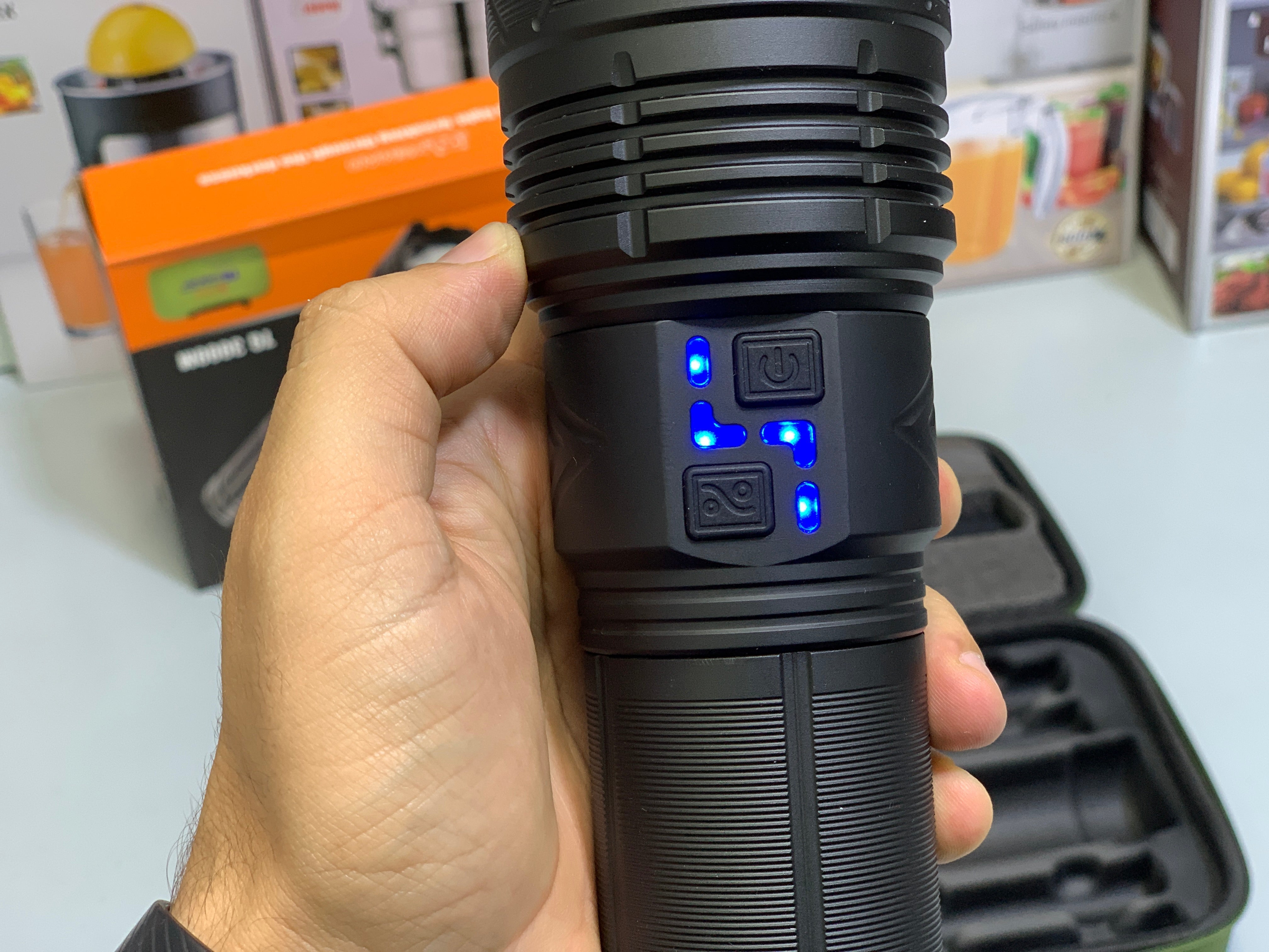 Portable Torch Long Range Model: YM-G500