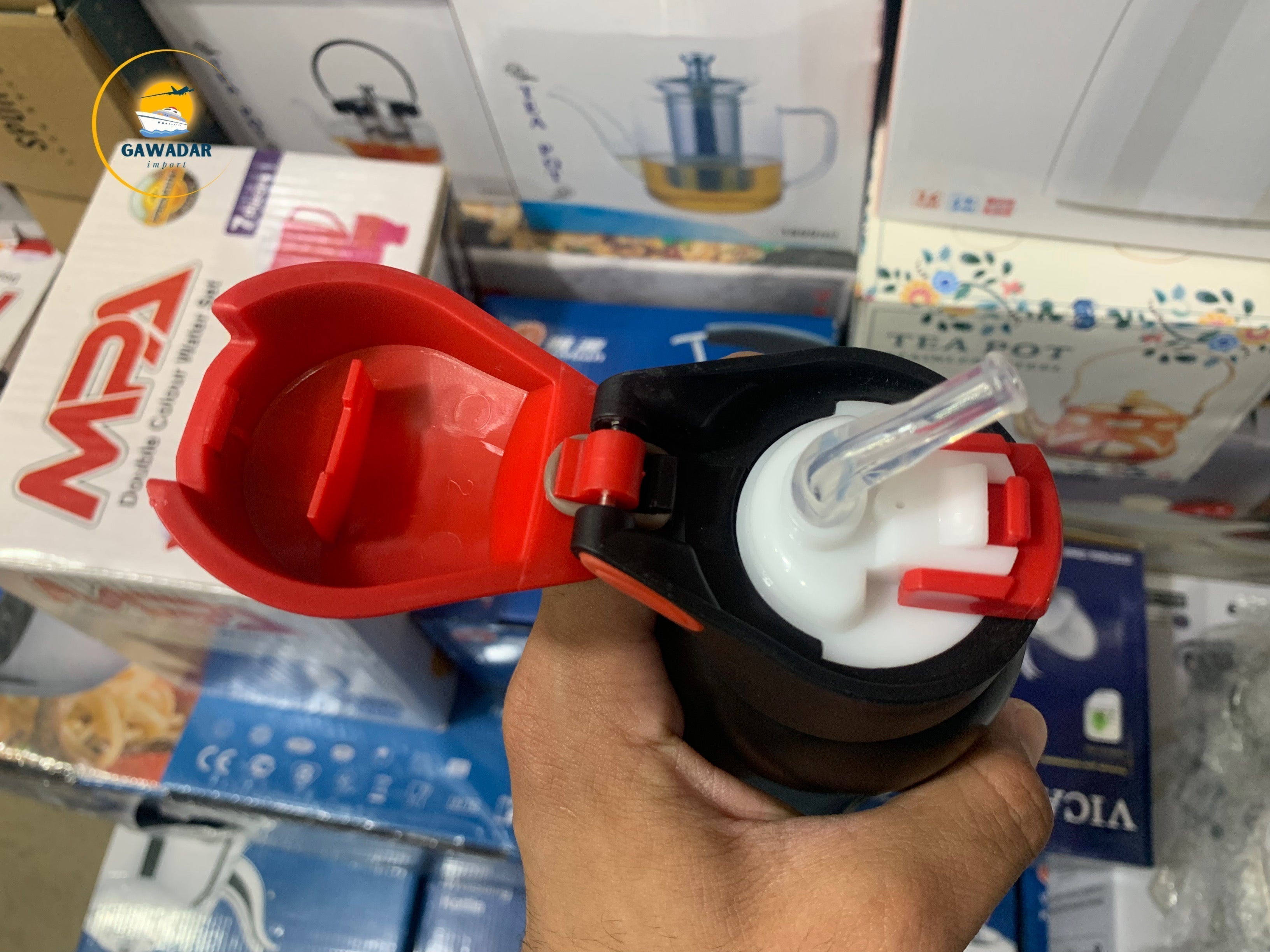 Hanif Traders's SPORT Brand Vacuum Water Bottle 500ml , Stainless Steel Build In Straw