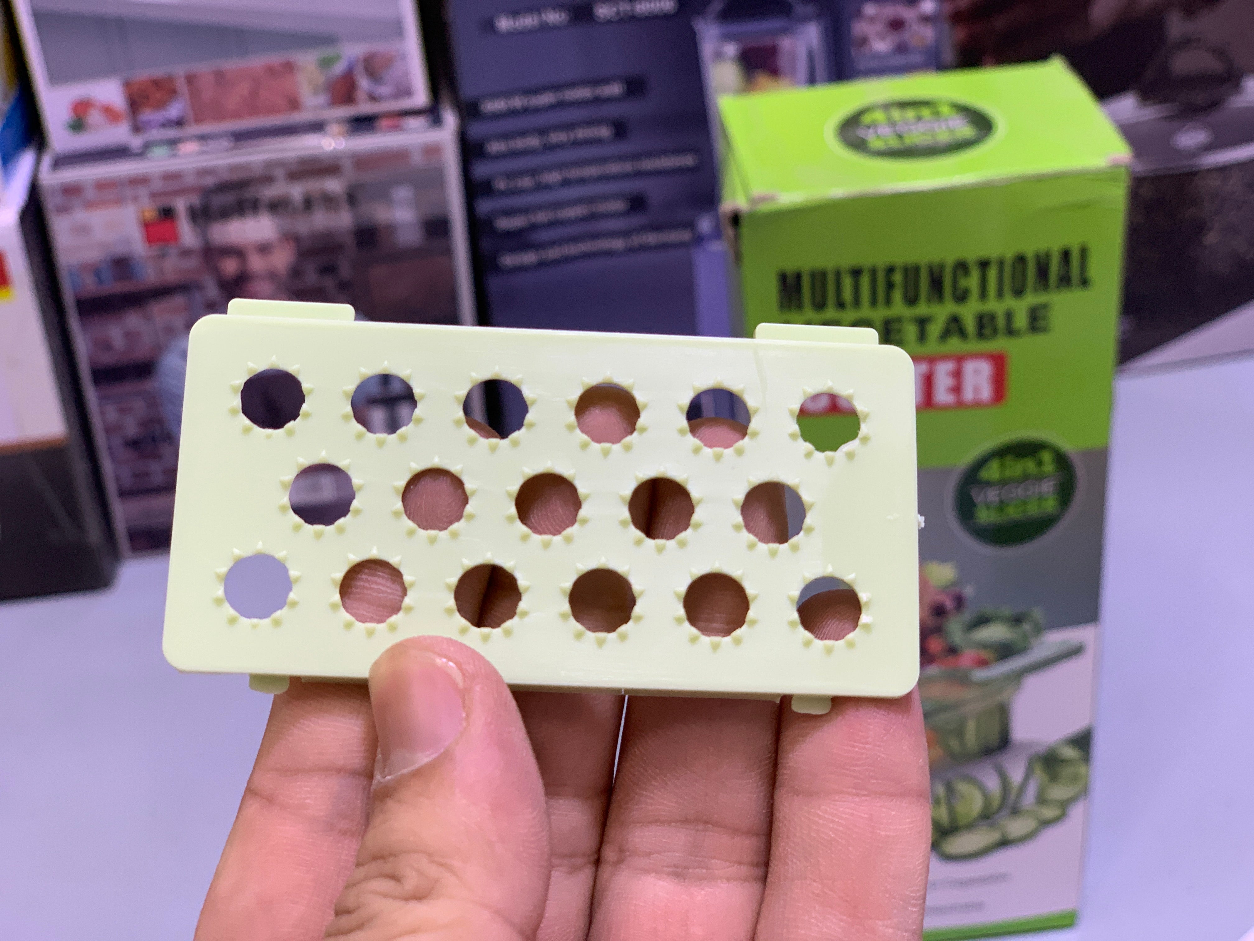 Multifunctional Vegetable Cutter 4 in 1