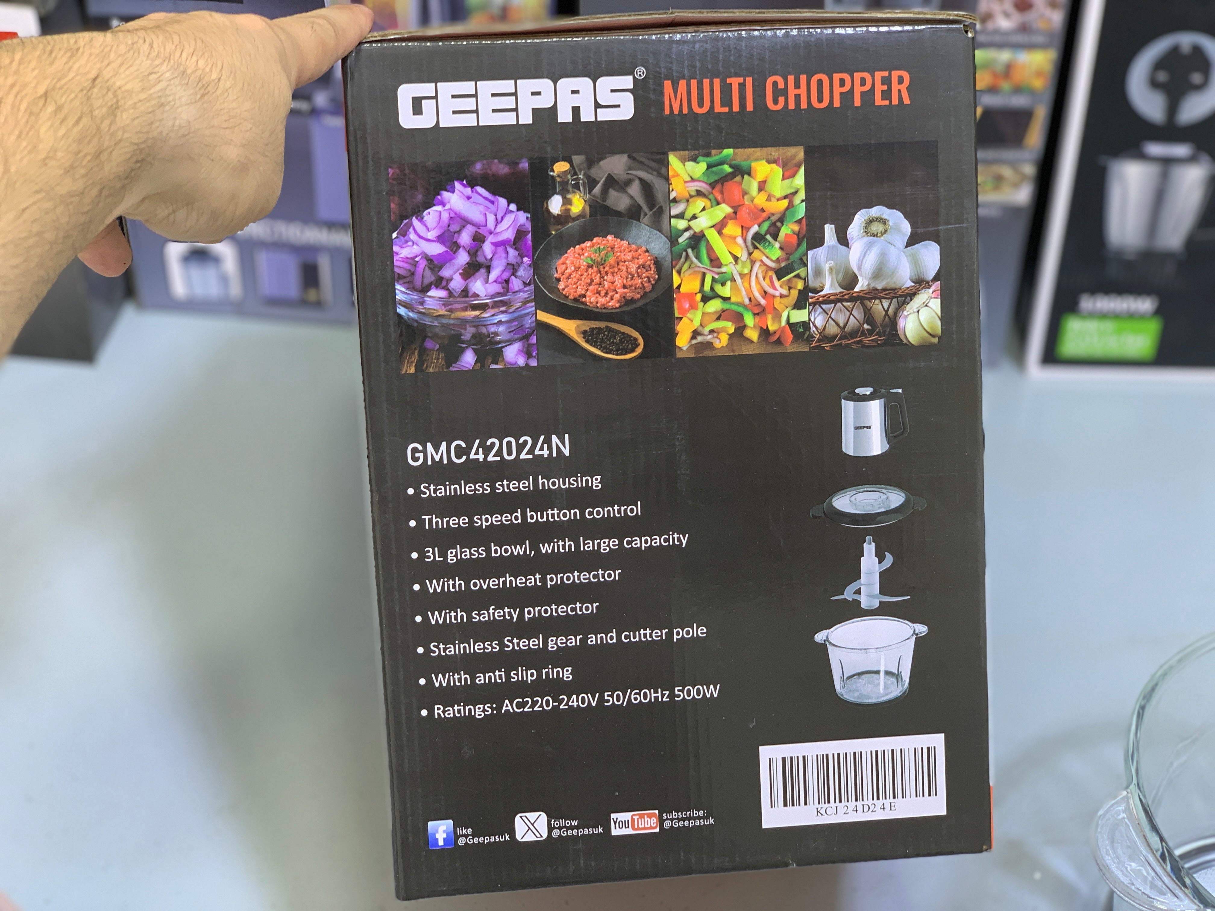 Geepas Multi Functional Chopper 3L and 500w Stainless Steel blades with 2 Year warranty