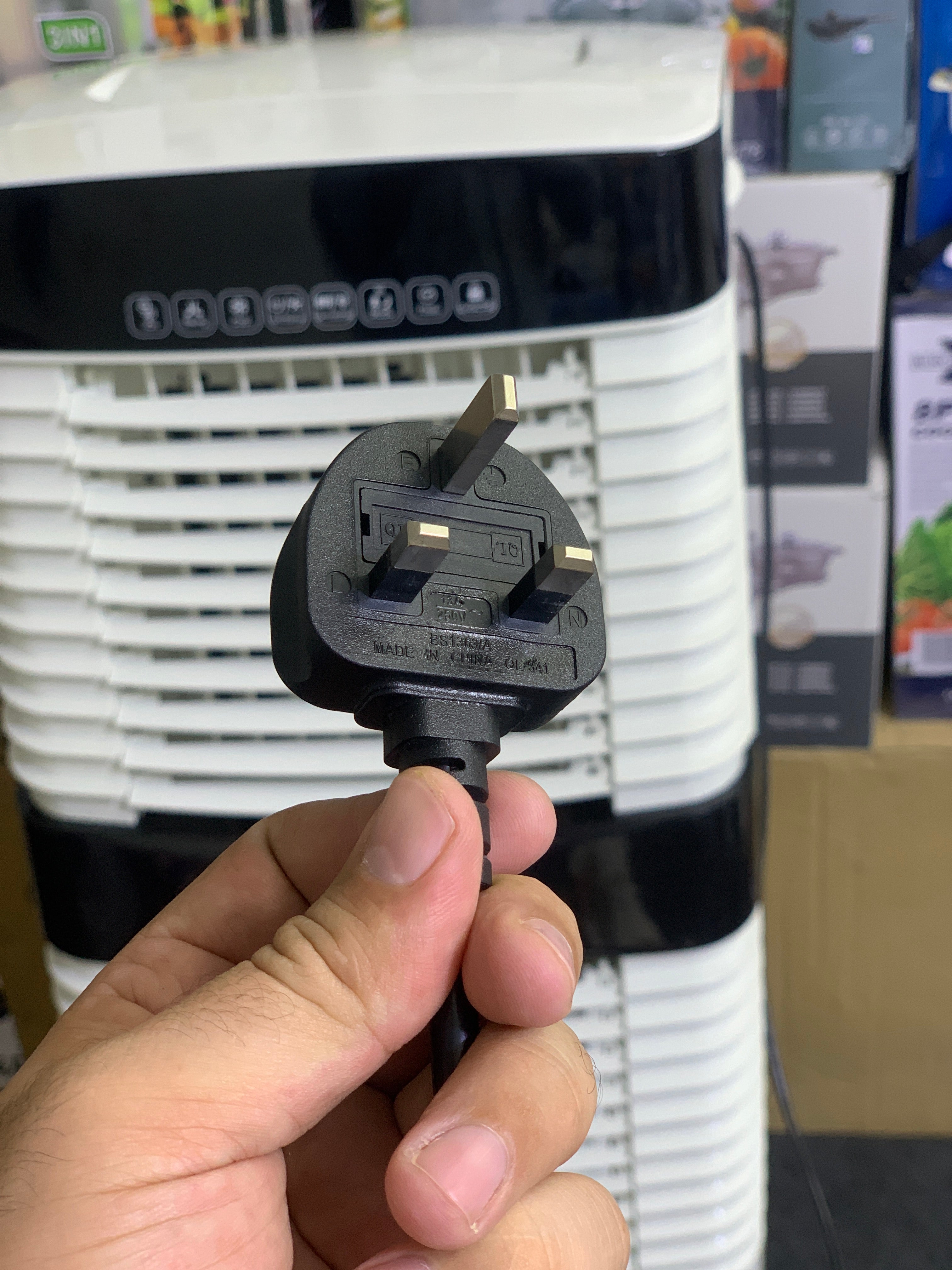 150W and 40L Tank Capacity