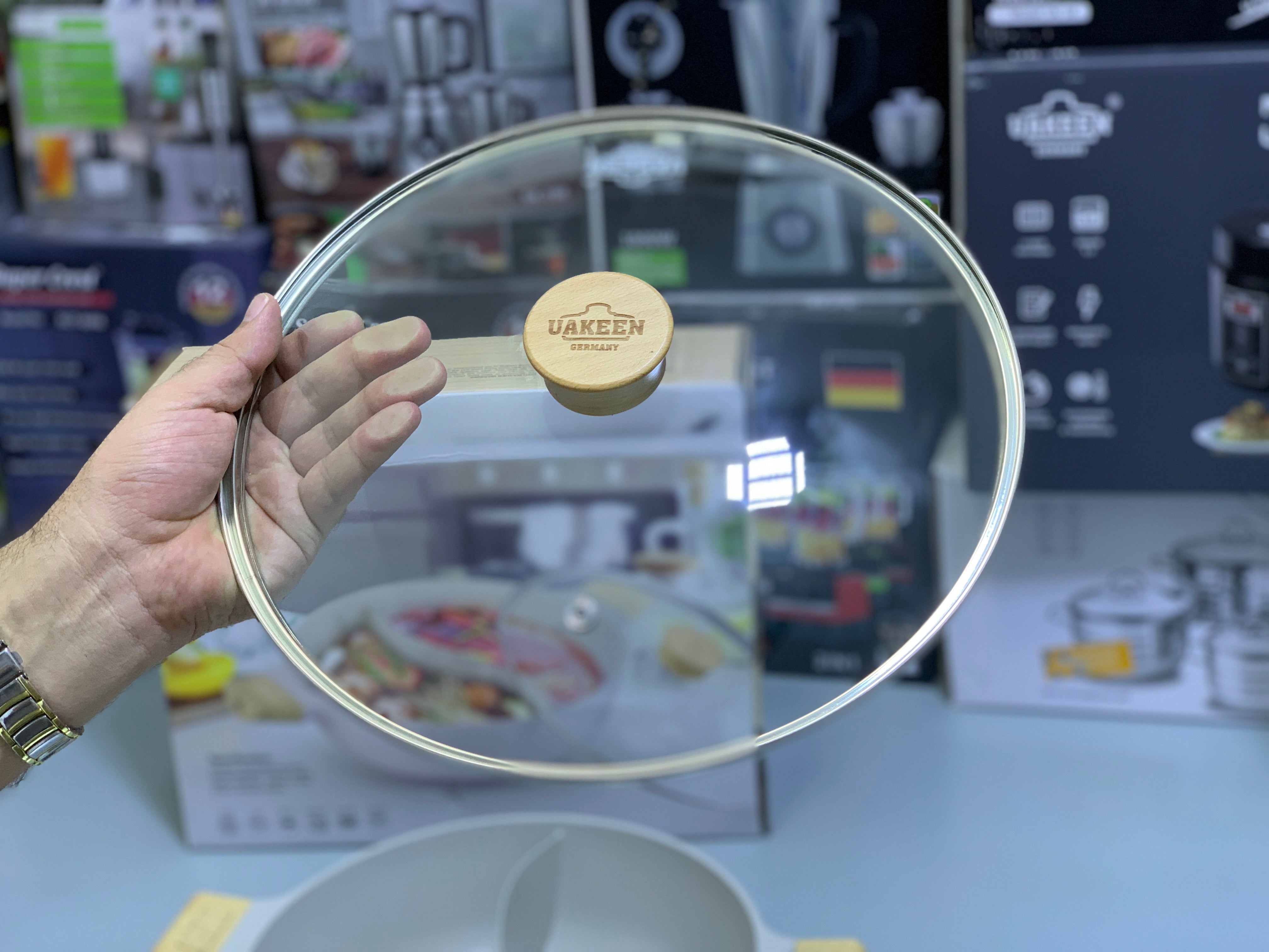 UAKEEN German HotPot