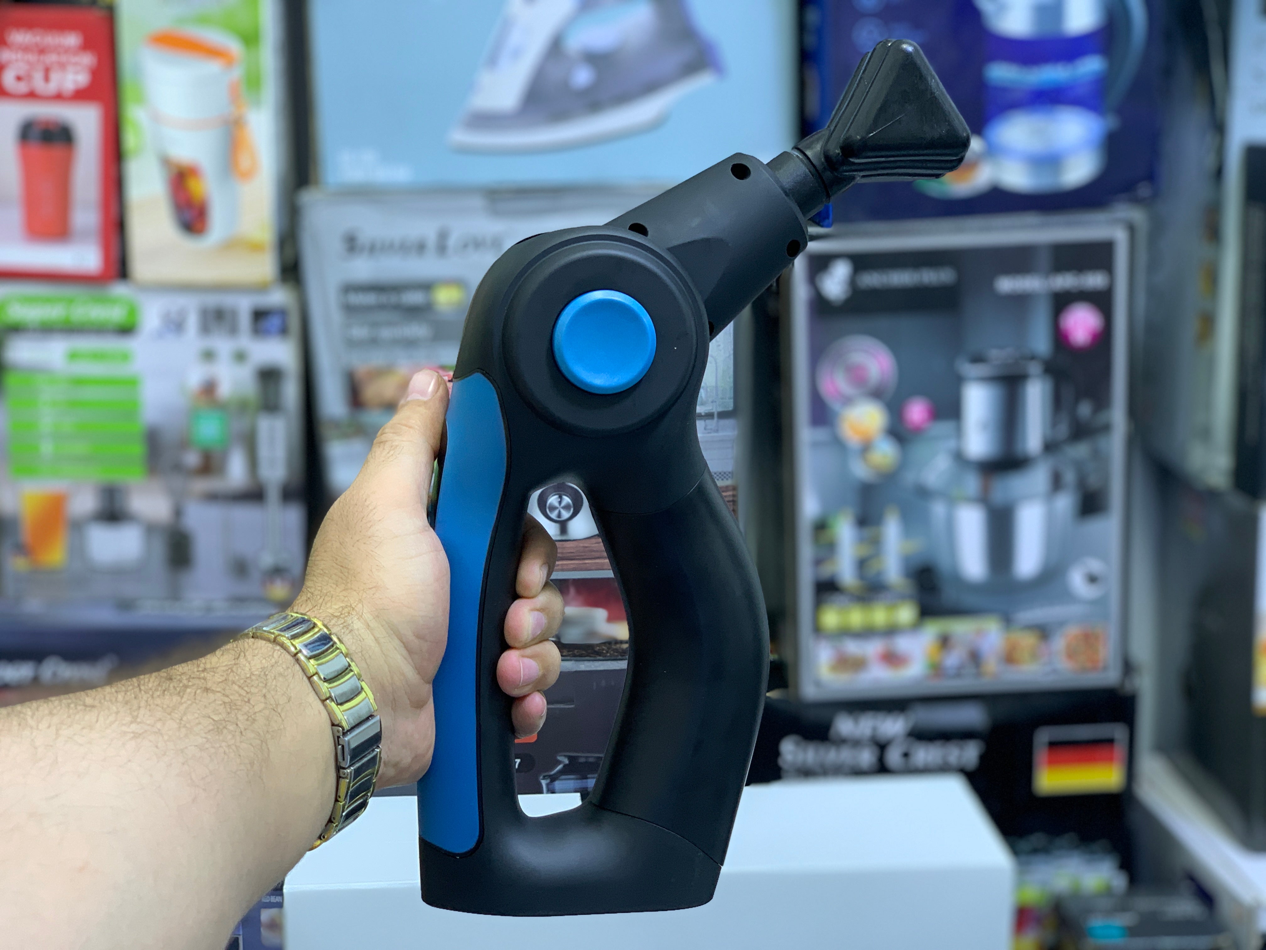 Chirogun percussion Massage Gun 4 Speeds and 17 Massage Heads with Two massage balls