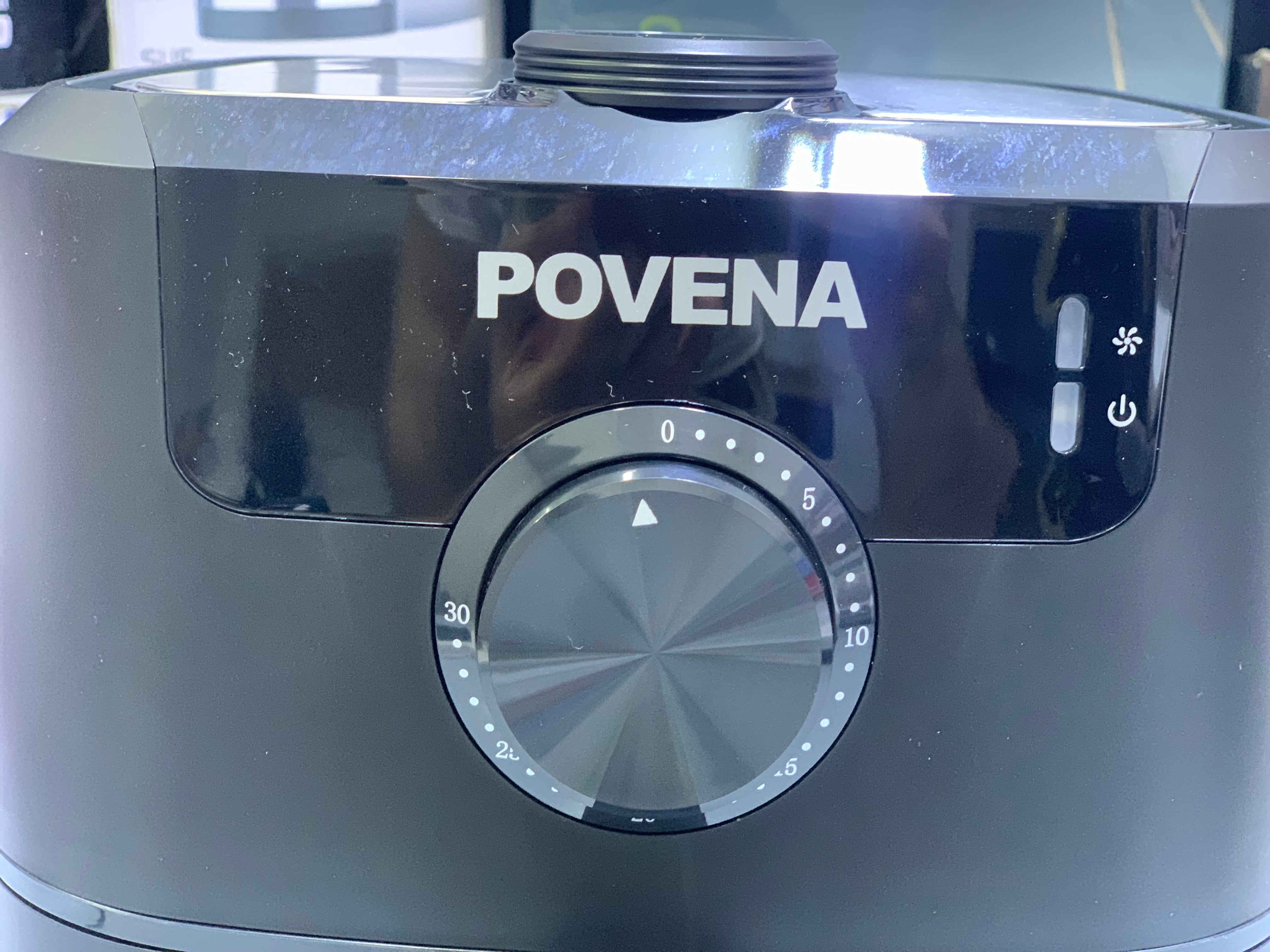 Povena Healthy Air Fryer 5.5L capacity Temperature Control