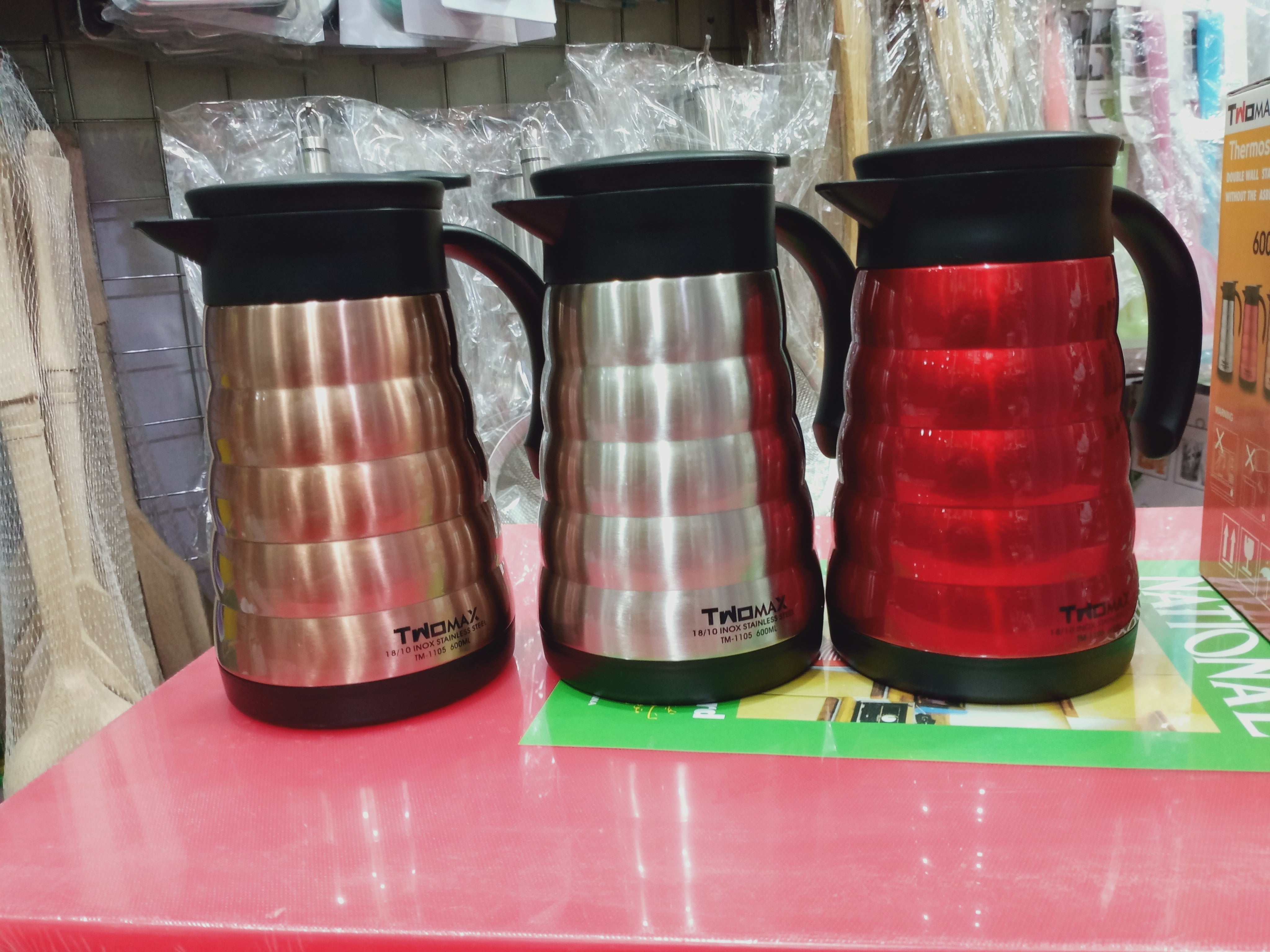 Hanif Traders™ Imported Stainless steel thermos with capacity of 600 ml